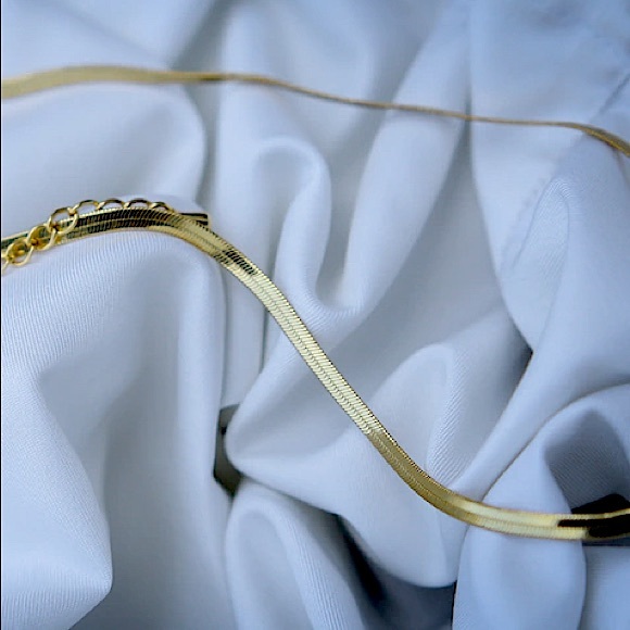 Non-Tarnish Snake Chain - Picture 5 of 9